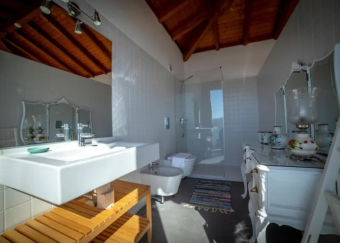 Amare Bed & Breakfast Caminha