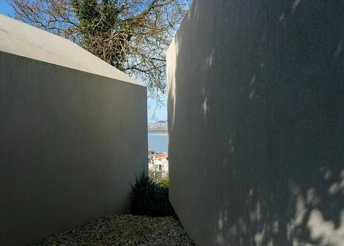 Amare Bed & Breakfast Caminha